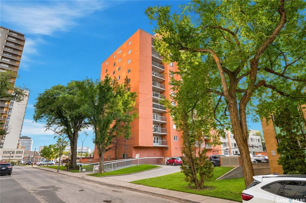 Property Photo:  405 5th Avenue N 205  SK S7K 6Z3 