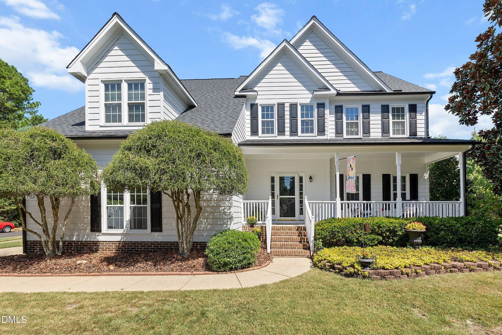 Property Photo: 922 Haywards Heath Lane NC 27502