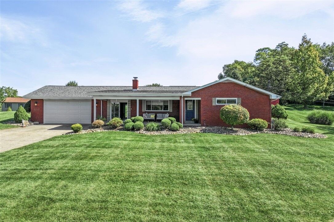 Property Photo: 208 McChain Rd PA 15332