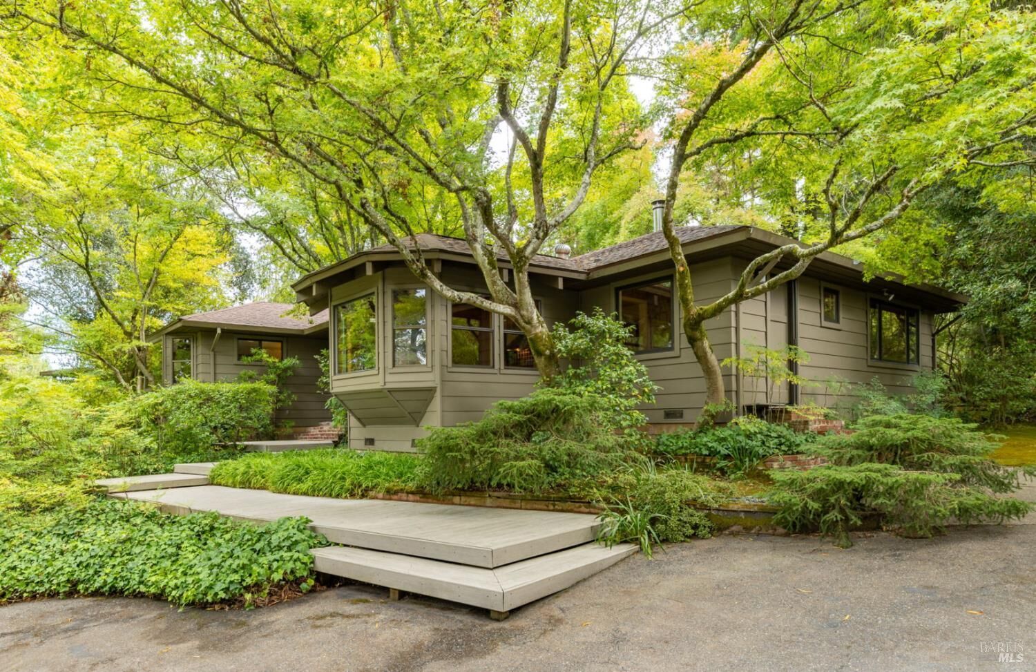Property Photo:  5760 Cuneo Court  CA 95401 