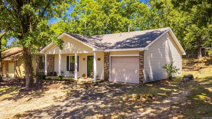 Property Photo: 124 Point West Circle AR 72211