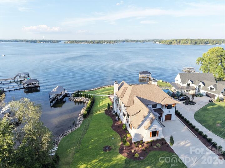 Property Photo: 7679 Rabbit Circle NC 28037