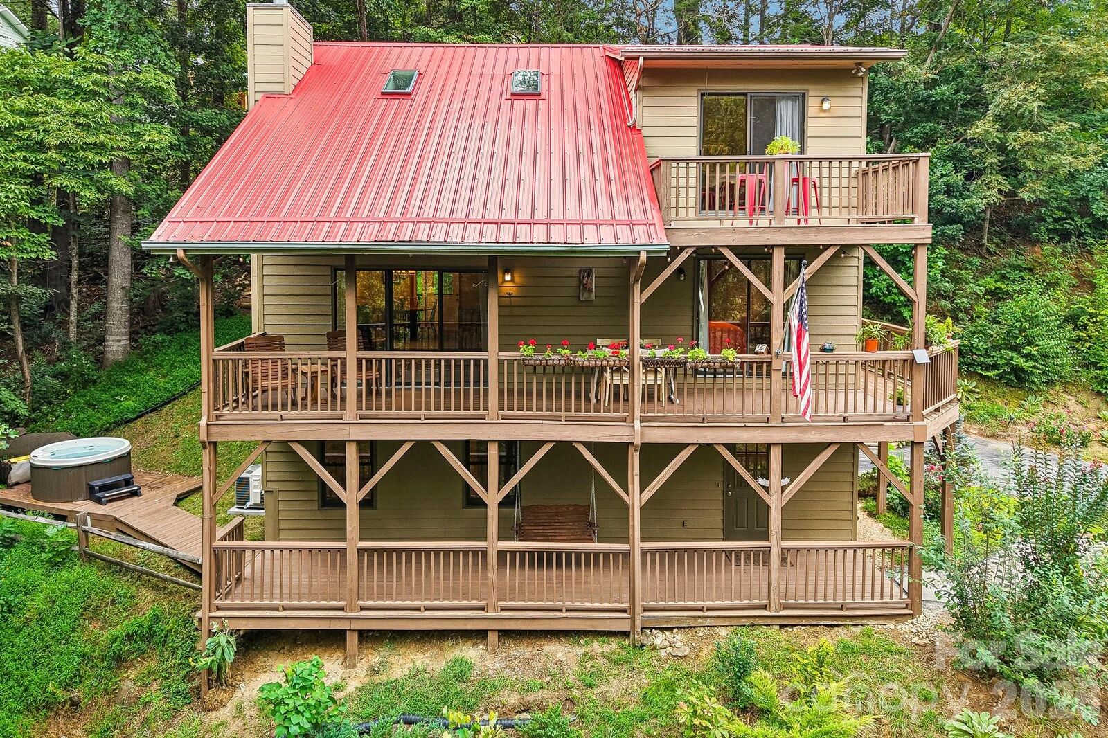 Property Photo:  36 Nicholas Lane  NC 28751 