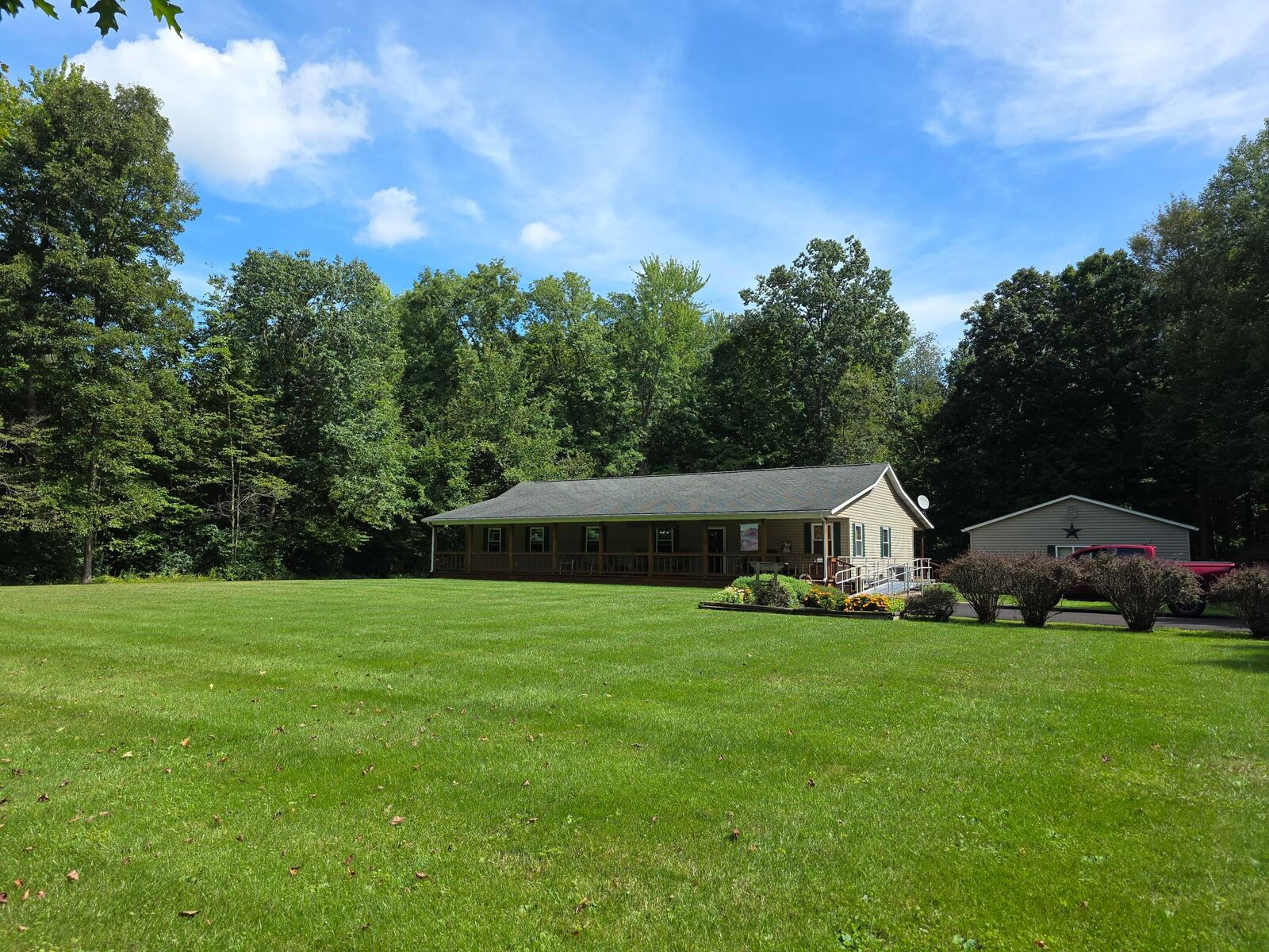 Property Photo:  5203 County Road 9  OH 43320 