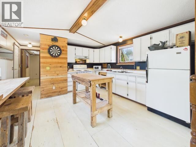 Property Photo:  98-7624 Duncan Street  BC V8A 5L2 