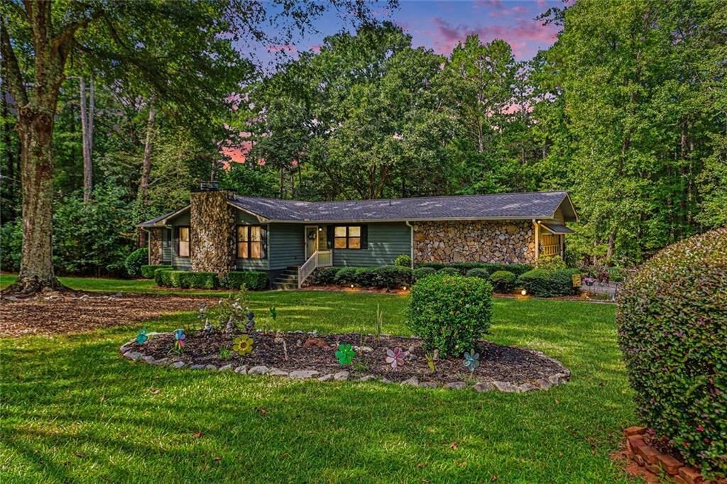 Property Photo:  63 Palmetto Pines Road  GA 30268 