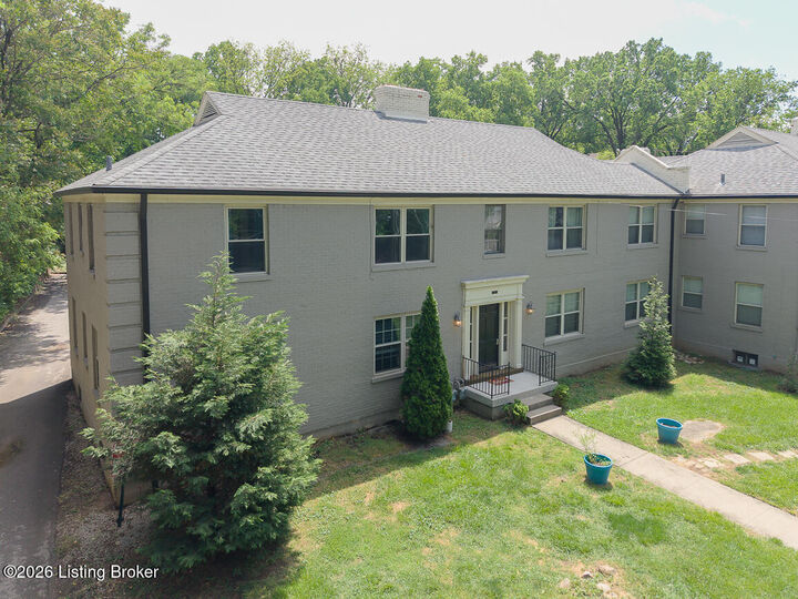 Property Photo:  2316 Grinstead Dr 4  KY 40204 