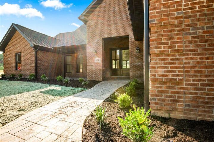 Property Photo: 129 Pin Oak Trail KY 40744