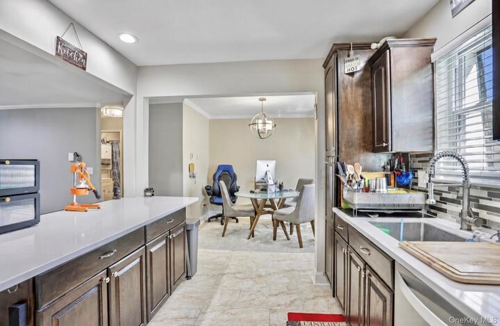 Property Photo:  20 Crescent Drive 79  NY 10984 