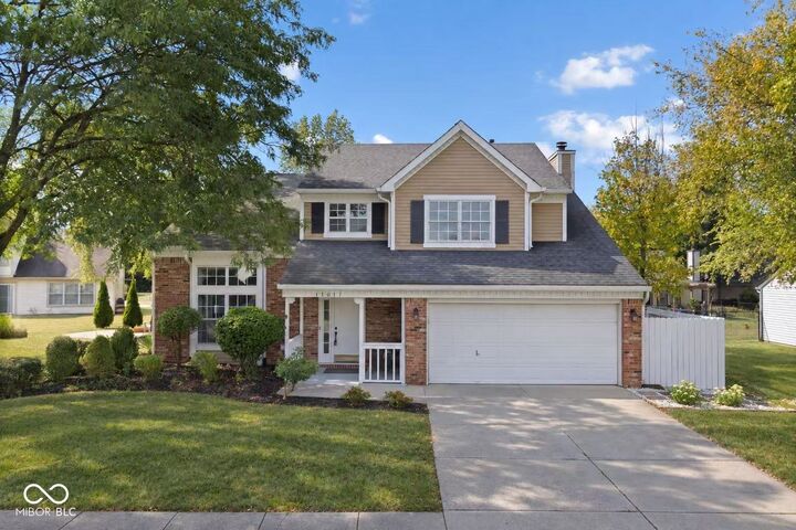 Property Photo:  11017 Lake Run Drive  IN 46038 