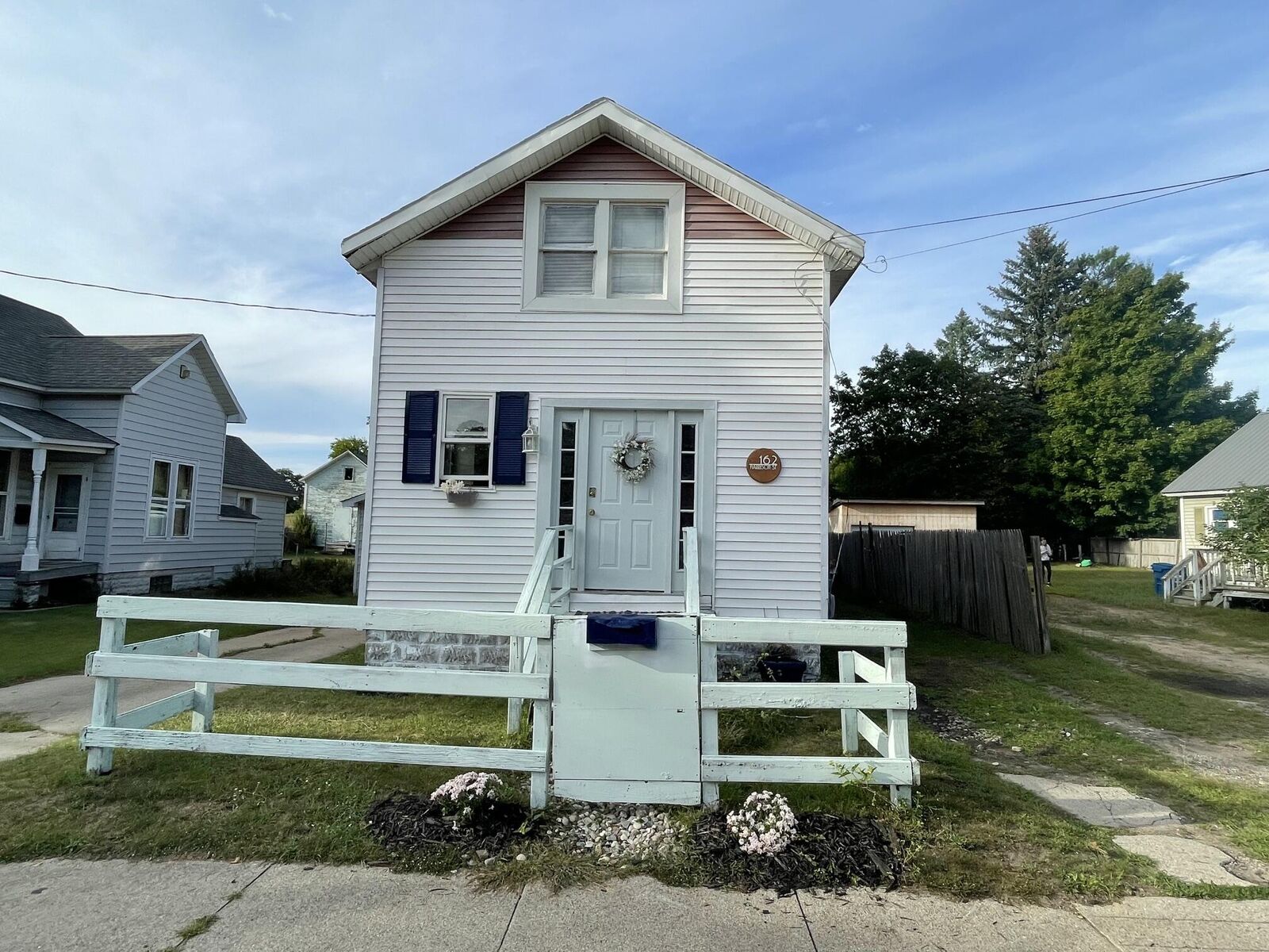 Property Photo:  162 Harrison Street  MI 49660 