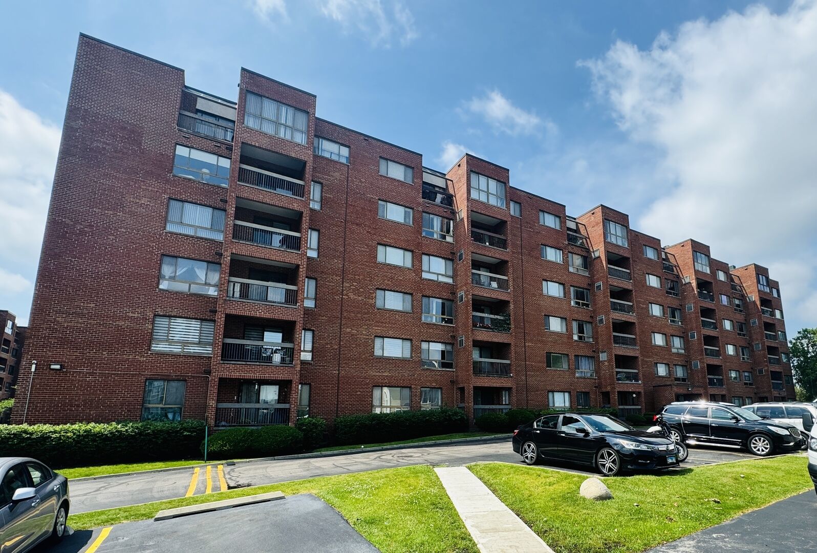 Property Photo:  701 Forum Square 210  IL 60025 