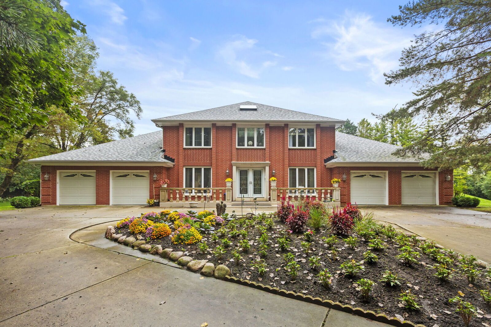 Property Photo: 2383 Shady Lane IL 60035