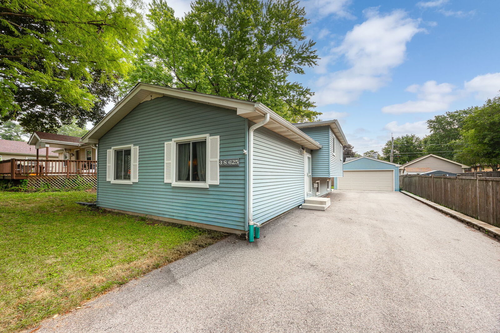 Property Photo:  3S625 Lorraine Avenue  IL 60555 