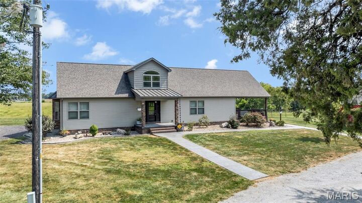Property Photo:  4176 State Route 156  IL 62298 