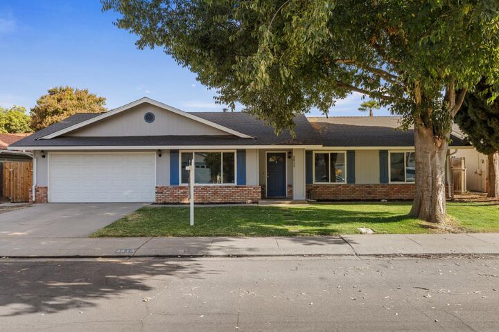 Property Photo:  2813 Medicine Bow Drive  CA 95355 