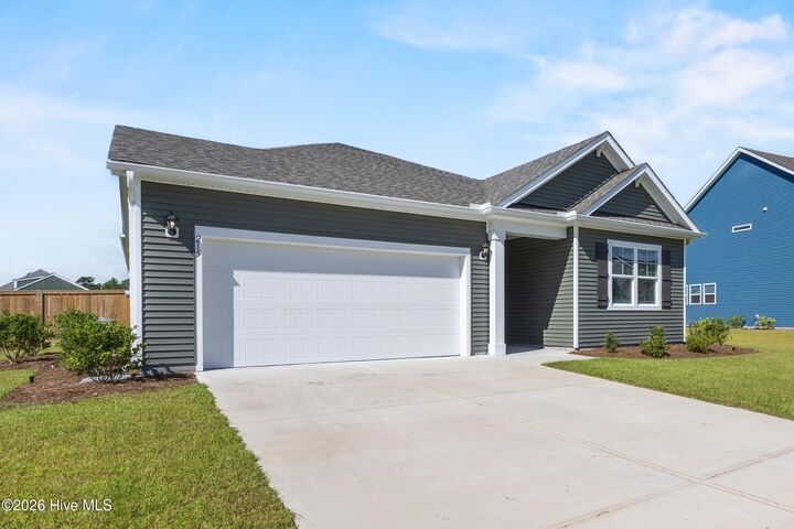 Property Photo:  215 Whalebone Avenue  NC 28411 