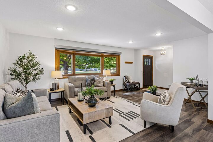 Property Photo:  2301 Flag Avenue S  MN 55426 