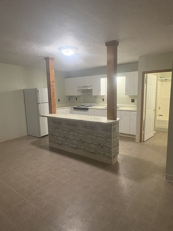 Property Photo: 182 West St 182 MA 01453