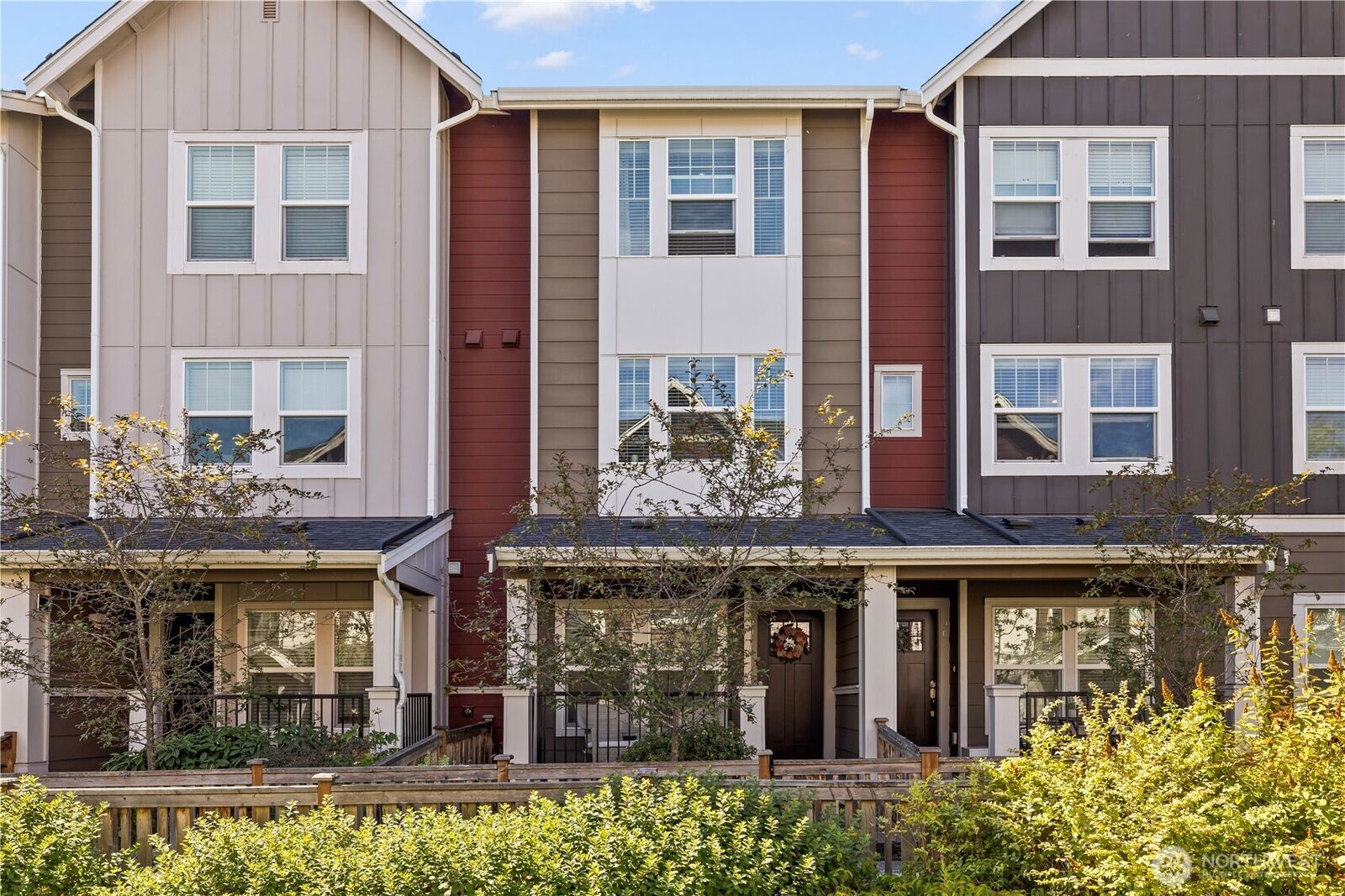 Property Photo:  3430 SW Graham Street 903  WA 98126 