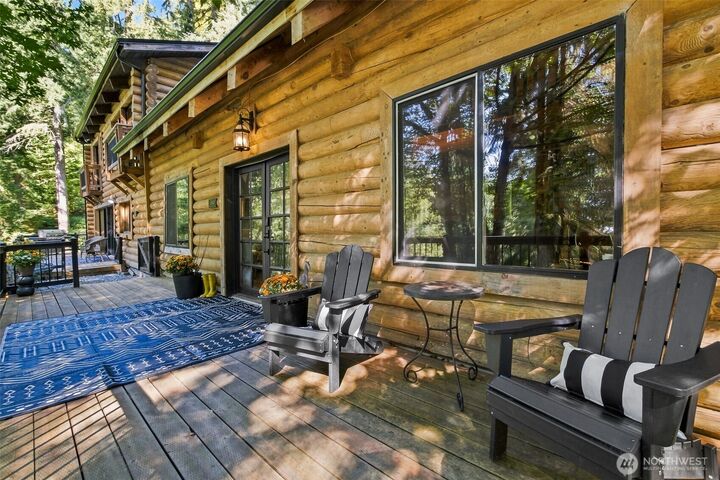 Property Photo:  27507 SE 154 Place  WA 98027 