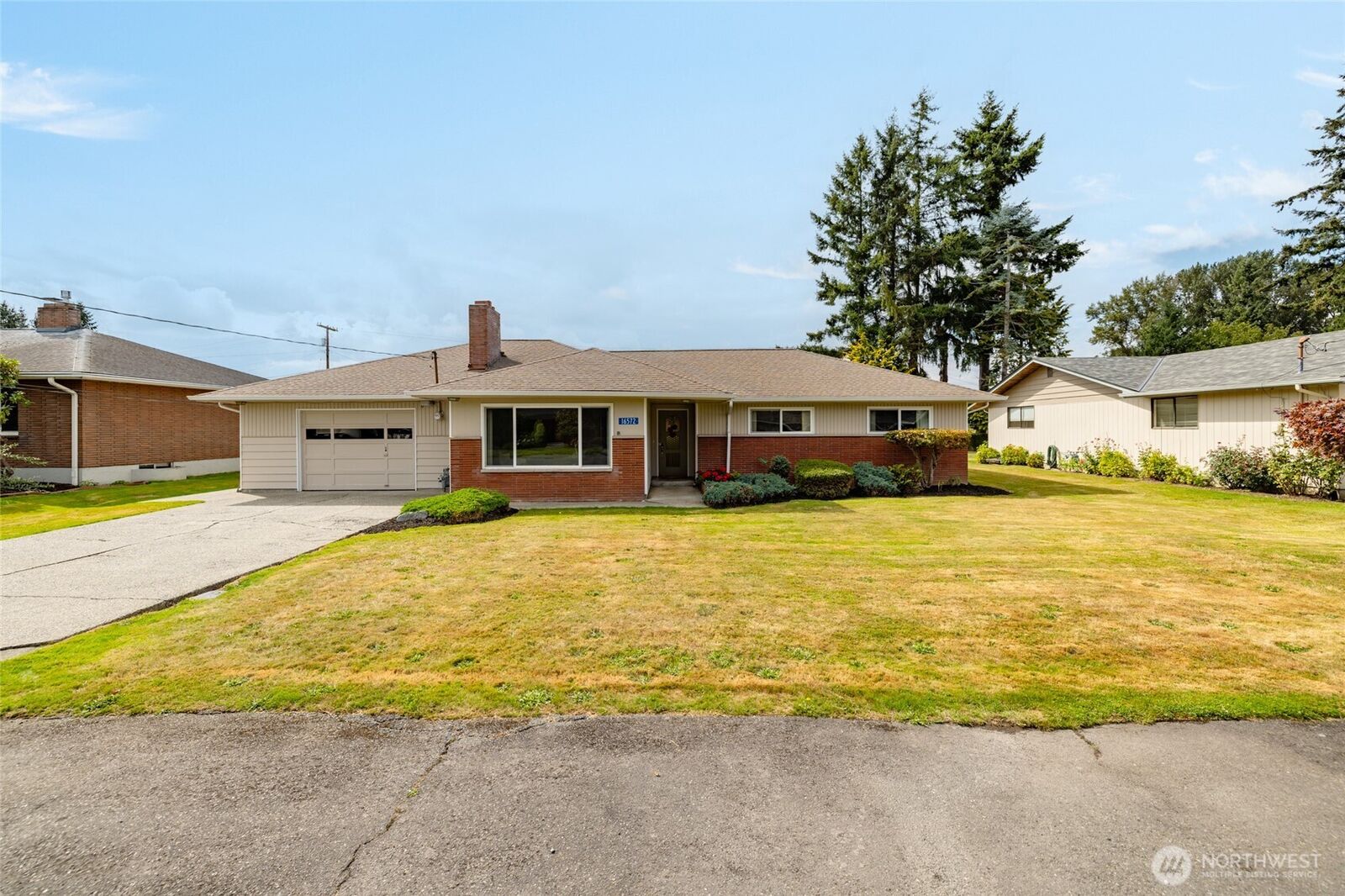 Property Photo: 16572 S Wall Street WA 98273