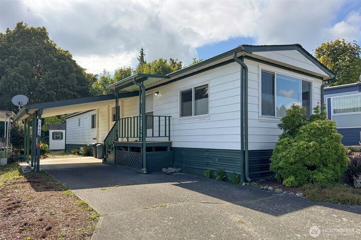 Property Photo:  1448  View Vista Park  WA 98362 