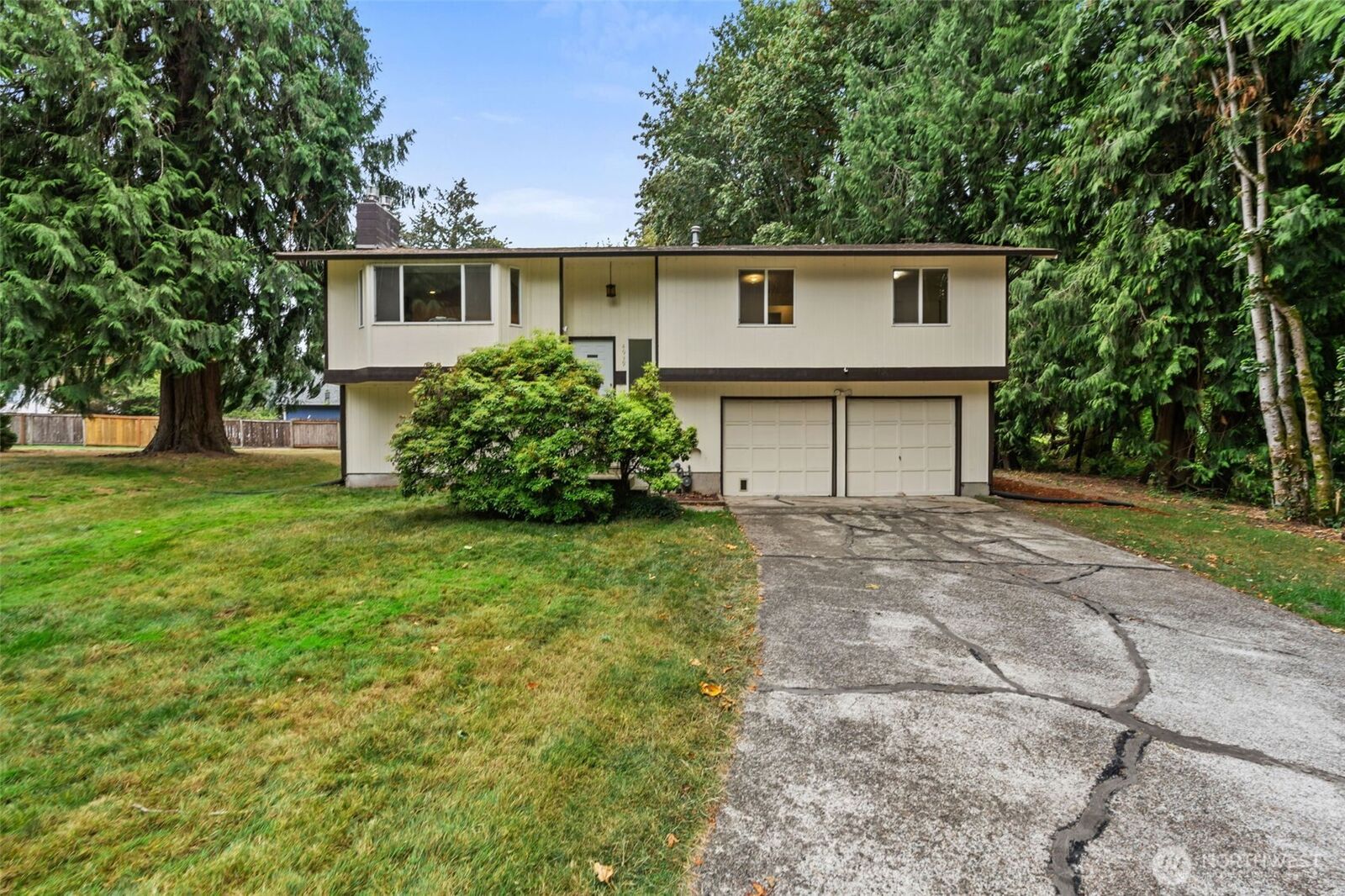 Property Photo: 4939 Normandy Drive SE WA 98501