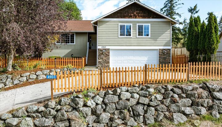 Property Photo:  4903  Reindeer Road  WA 98249 