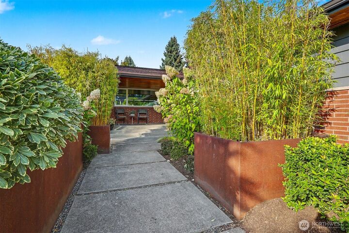Property Photo:  4108 NE 96th Street  WA 98115 