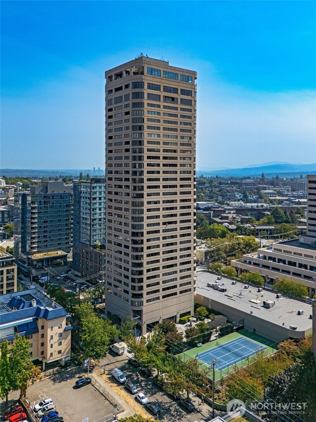 Property Photo:  1301  Spring Street 6D  WA 98104 