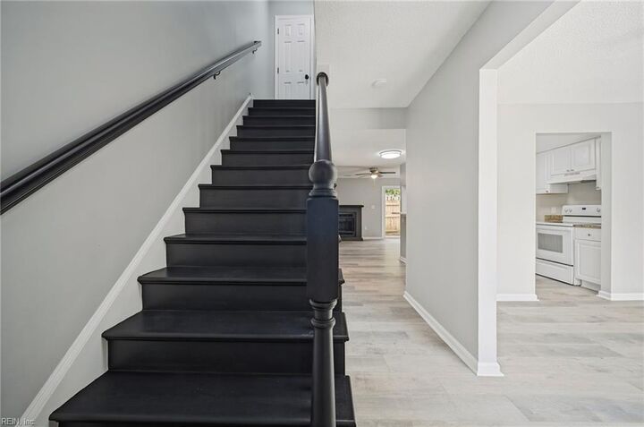 Property Photo: 1960 Darnell Dr VA 23455