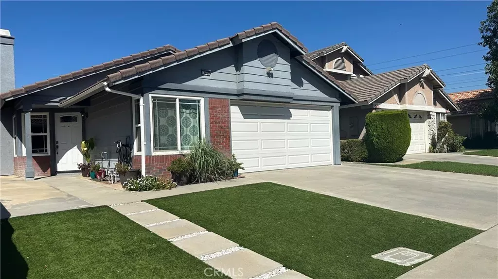 Property Photo:  11458 Gold Hill Avenue  CA 92337 