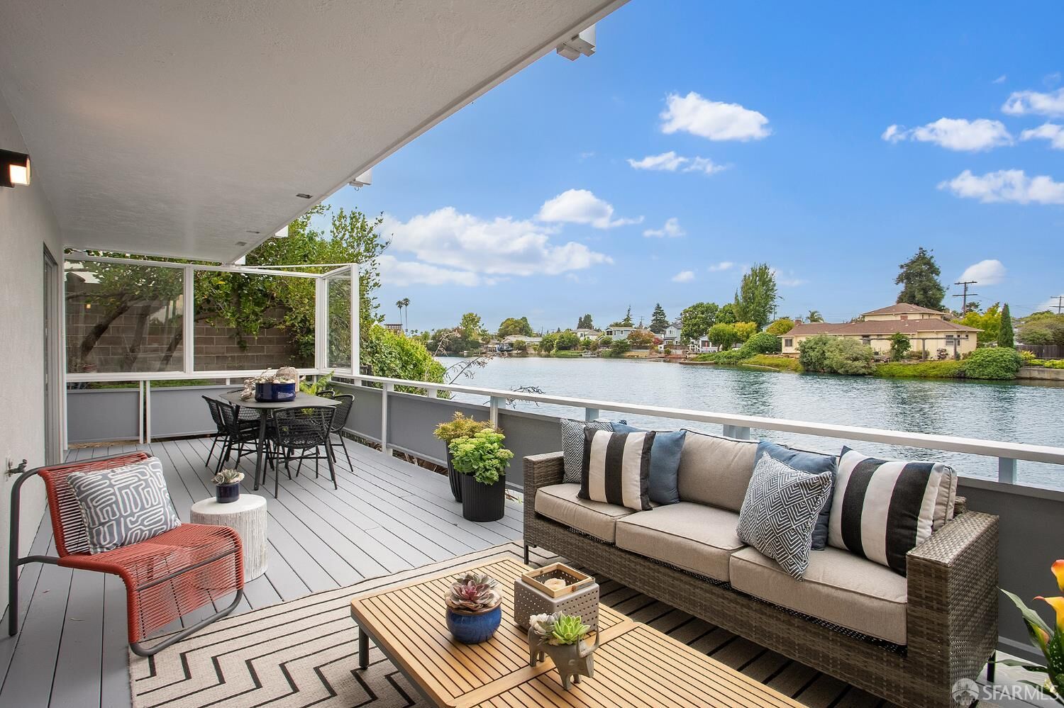 Property Photo:  339 Broadway 110  CA 94501 
