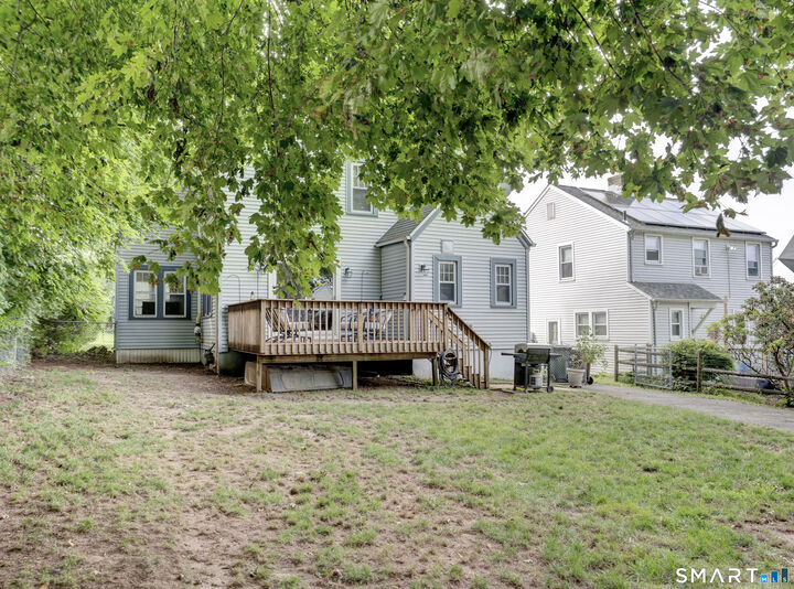 Property Photo:  11 Dix Road  CT 06109 