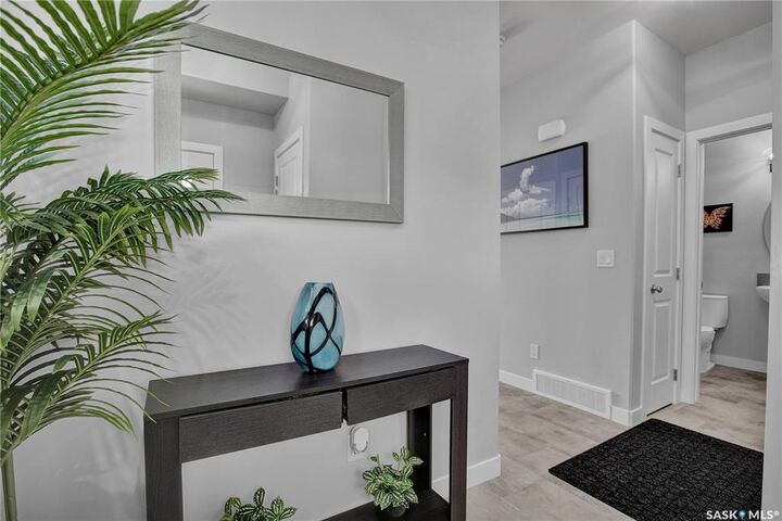 Property Photo:  143 Barrett Street  SK S7W 0Z8 