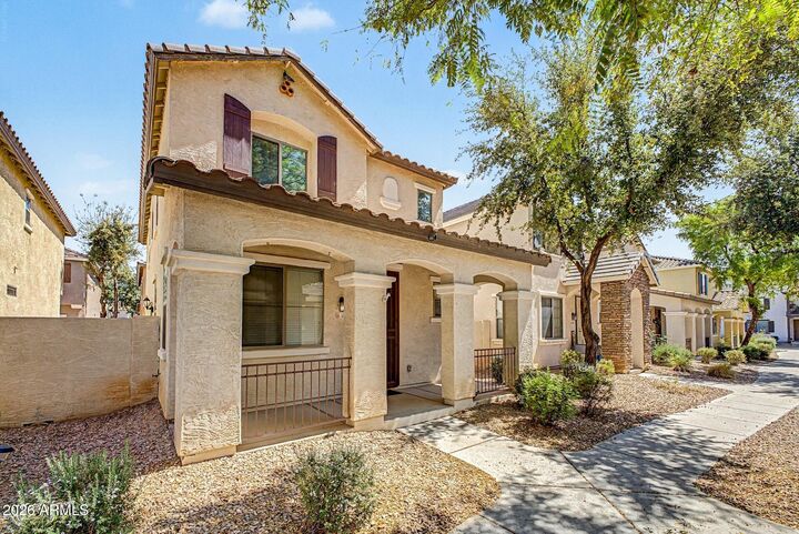 Property Photo:  108 E Palomino Drive  AZ 85296 