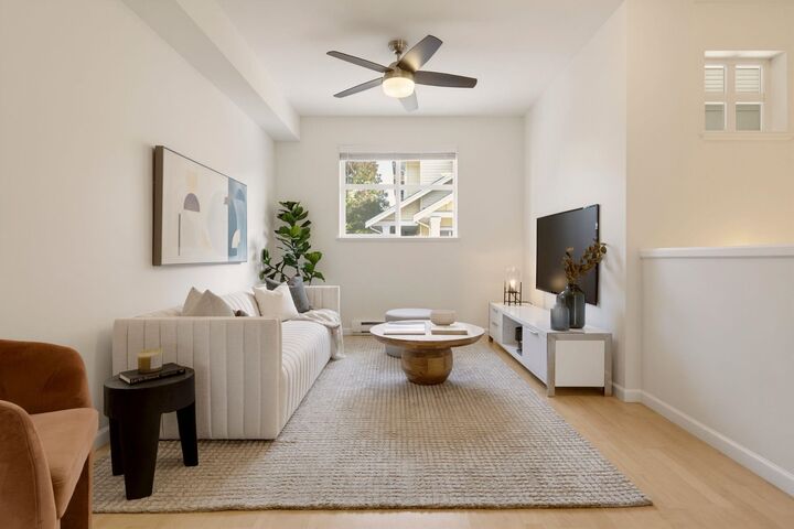 Property Photo: 935 Ewen Avenue 79 BC V3M 0A1