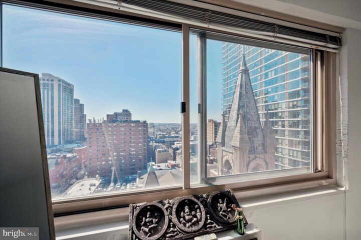 Property Photo: 2101 Chestnut Street 17 1612 PA 19103