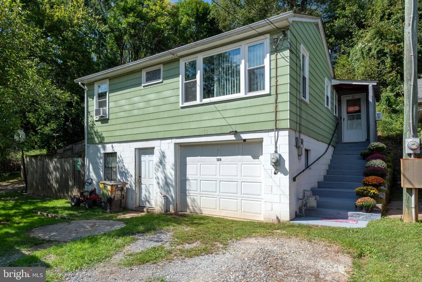 Property Photo:  128 W Gay Street  PA 17366 