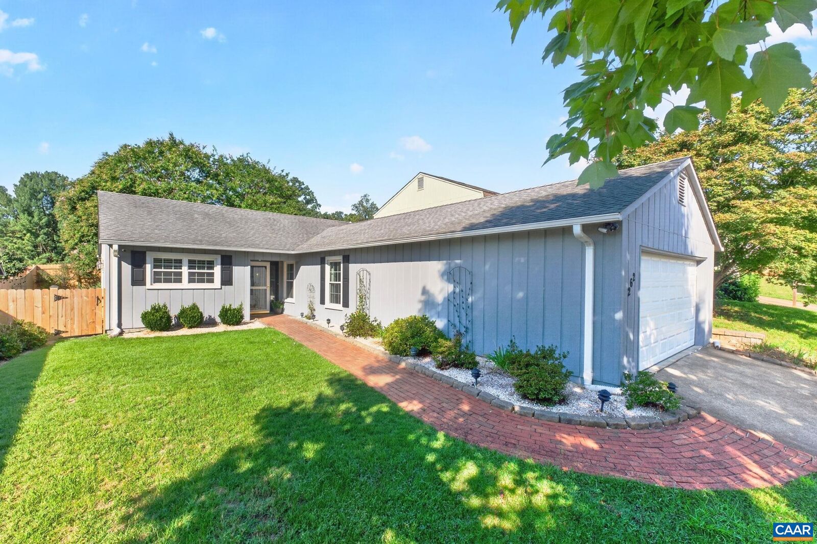 Property Photo:  262 Lakeview Dr  VA 22901 