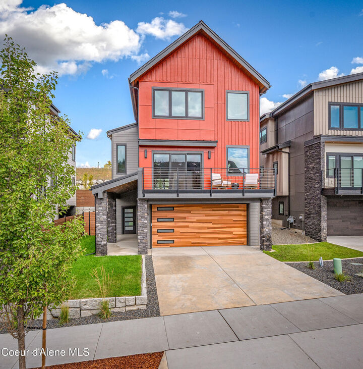 Property Photo:  2735 W Lumber Ln  ID 83814 