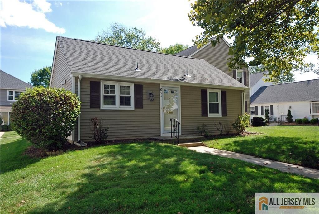 Property Photo:  64 Amherst Lane A  NJ 08831 