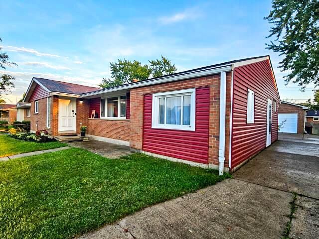 Property Photo: 2615 Kingston Avenue OH 43123