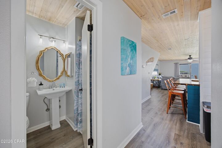 Property Photo: 17751 Panama City Beach Parkway 4C FL 32413