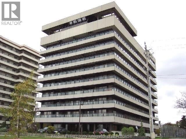 Property Photo:  5125 Riverside Drive East 902  ON N8S 4L8 