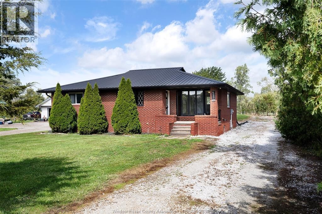 Property Photo:  2300 County Rd 12  ON N8M 2X6 