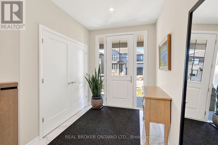 Property Photo:  548 Anchor Circle  ON K4M 0N4 