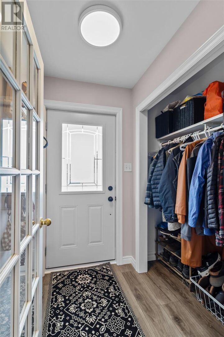Property Photo:  7 Flamingo Street  NL A1L 2A5 