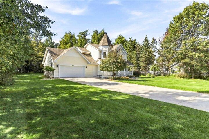 Property Photo:  6020 W Valley Court  WI 54494 